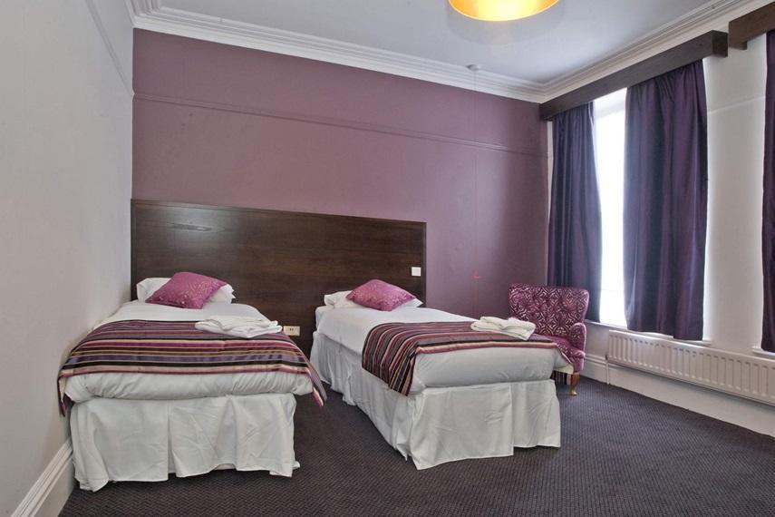 The Duke Of Wellington Wetherspoon Hotel Minehead Eksteriør billede